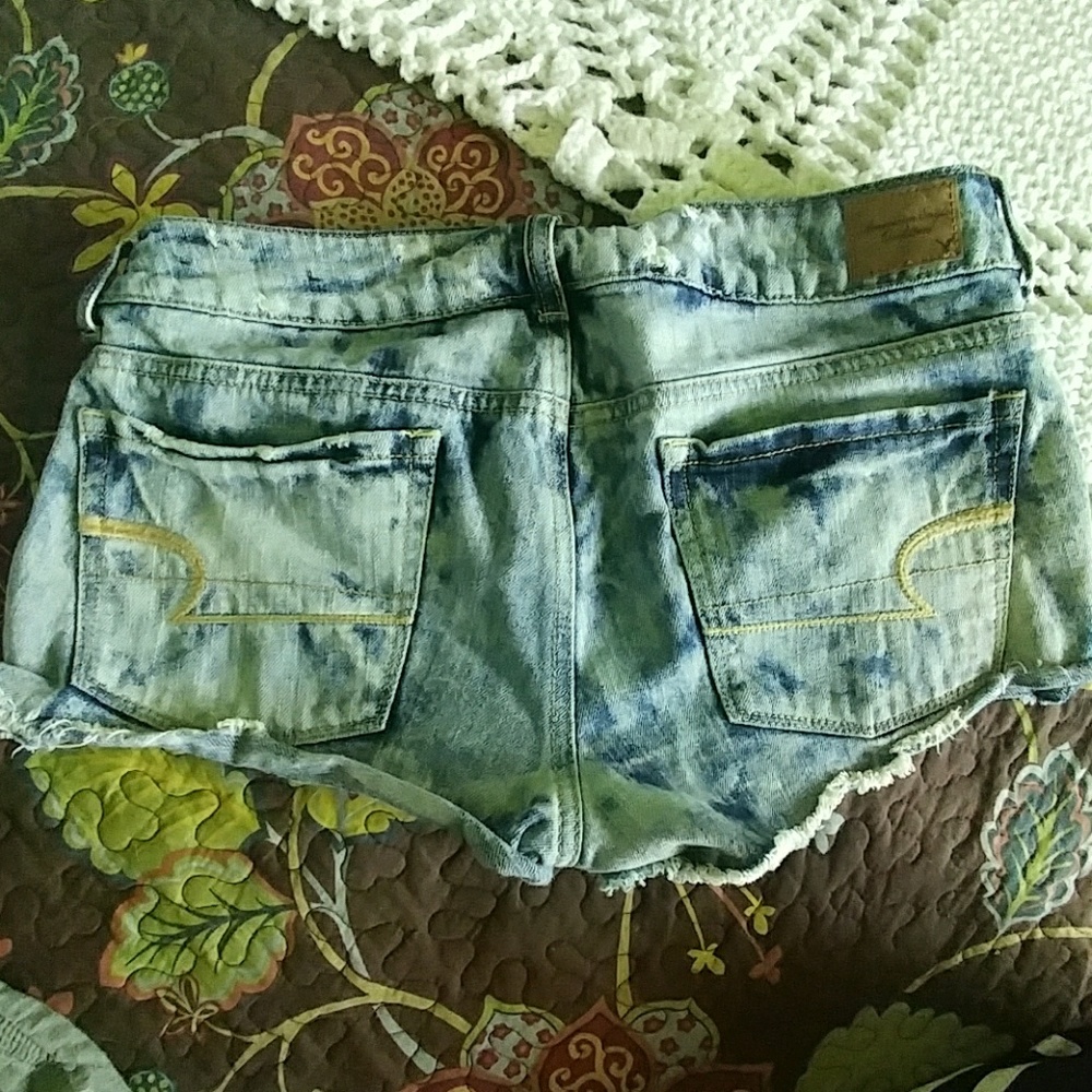 Shorts - Picture 2 of 2